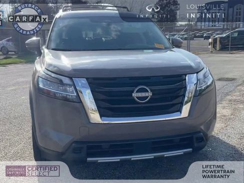 Used 2024 Nissan Pathfinder Platinum w/ Cargo Package image 3