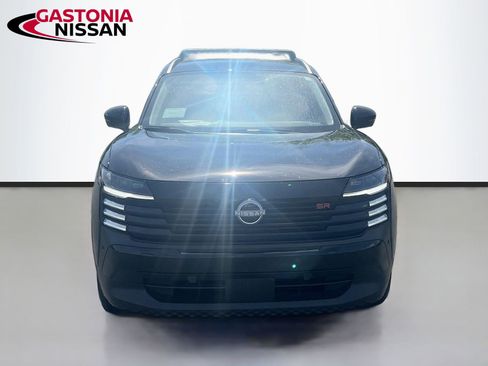 Used 2026 Nissan Kicks SR FWD image 2