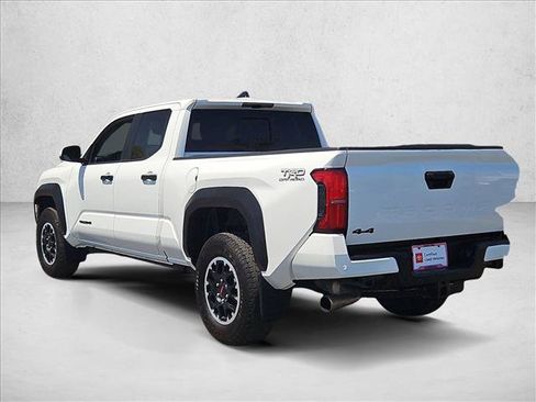 Certified 2024 Toyota Tacoma TRD Off-Road w/ TRD Off Road Upgrade Package AWD/4WD image 8