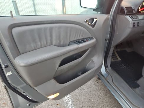 Used 2010 Honda Odyssey EX-L image 11