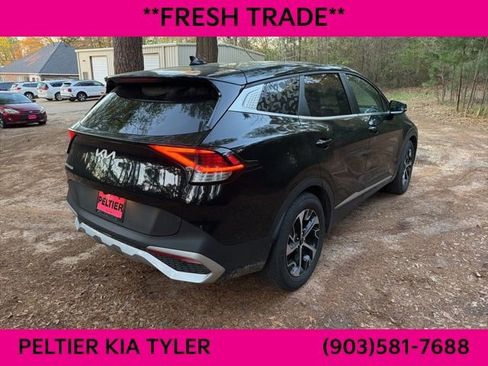 Certified 2024 Kia Sportage EX image 12