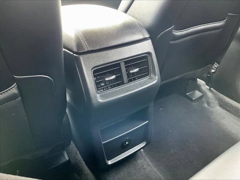 Used 2023 Ford Edge SEL AWD/4WD image 13