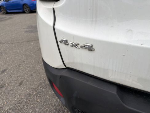 Used 2016 Jeep Renegade Latitude image 25