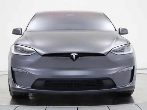 Used 2024 Tesla Model X Base image 8