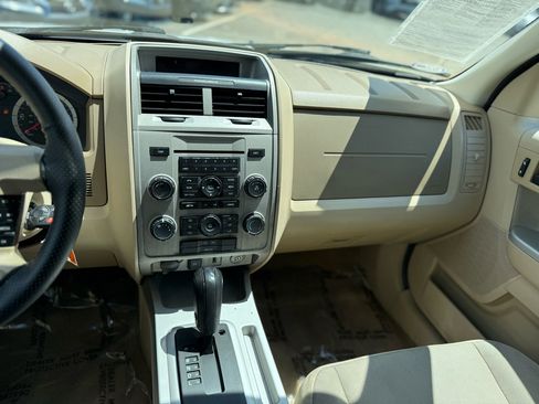 Used 2012 Ford Escape XLT image 16