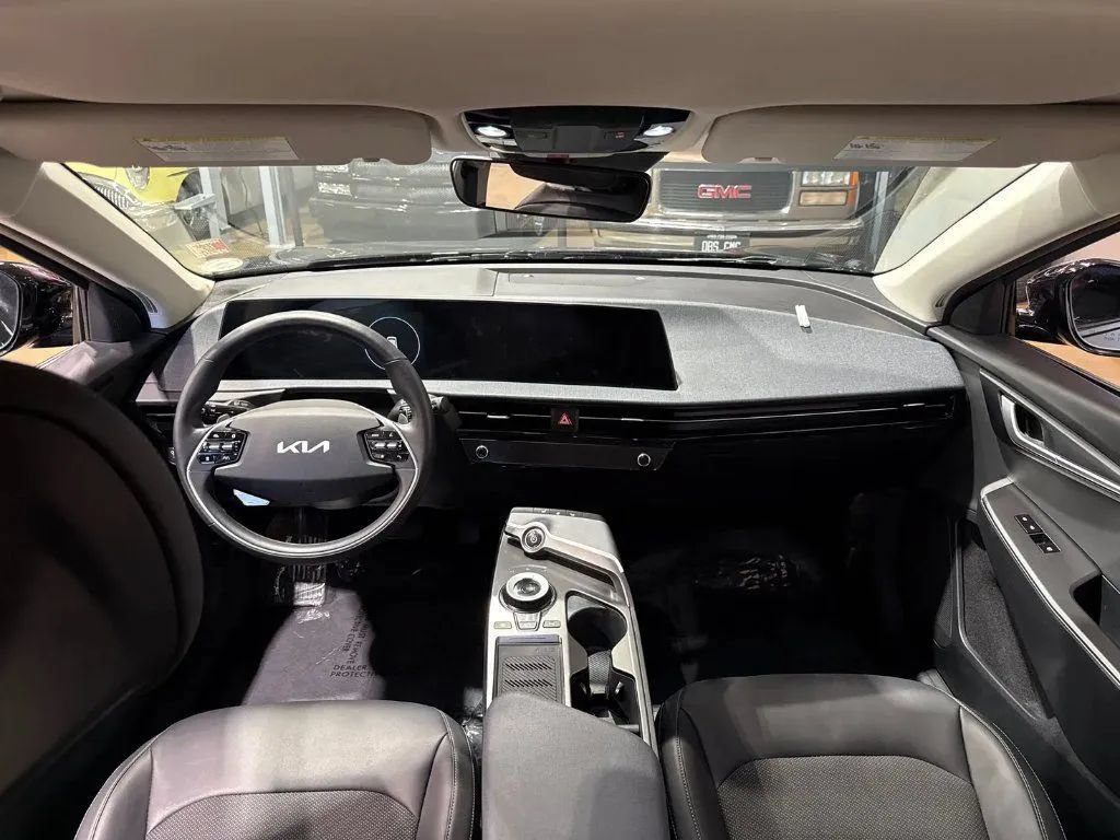 Used 2024 Kia EV6 Light AWD/4WD image 20