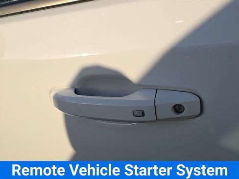 Used 2020 Chevrolet Silverado 1500 RST AWD/4WD image 32