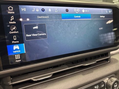 Used 2024 Jeep Wrangler Sport S image 24