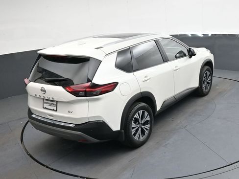 Used 2023 Nissan Rogue SV w/ SV Premium B Package image 32