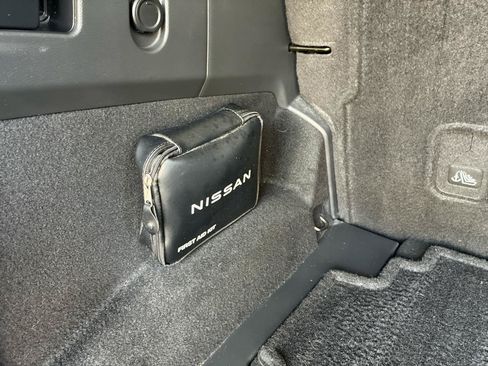 Used 2023 Nissan Rogue Platinum FWD image 70