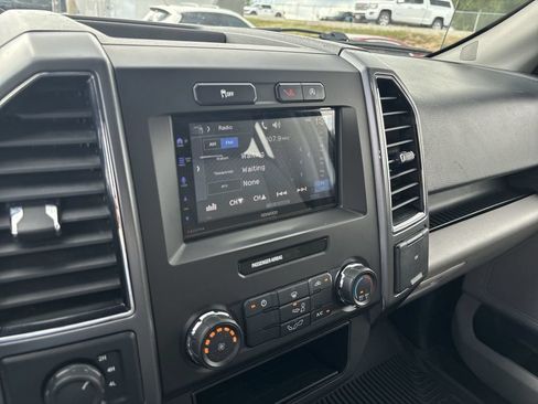 Used 2018 Ford F150 XLT AWD/4WD image 17