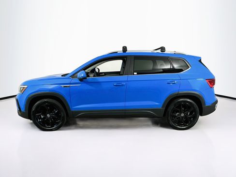 Used 2022 Volkswagen Taos SE w/ Panoramic Sunroof Package AWD/4WD image 8