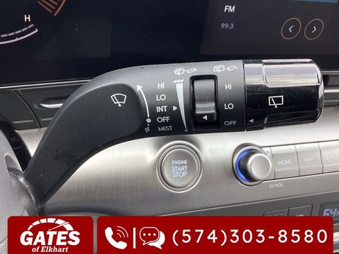 Used 2025 Hyundai Kona SEL FWD image 25