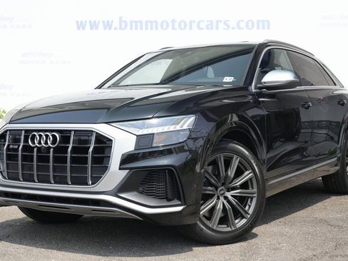 Used 2022 Audi SQ8 Prestige w/ Prestige Package image 2