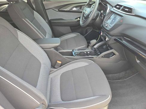 Certified 2023 Chevrolet TrailBlazer LT FWD image 15
