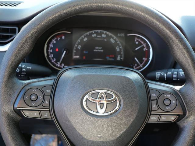 Certified 2025 Toyota RAV4 XLE AWD/4WD image 24