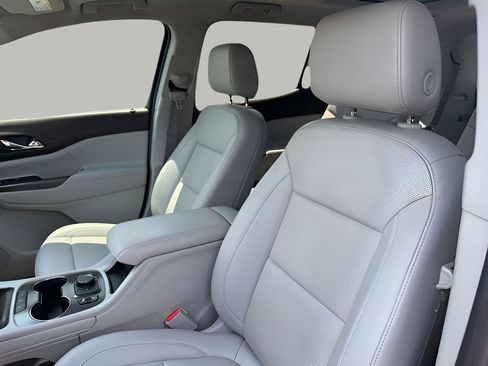 Used 2023 GMC Acadia SLT w/ Preferred Package image 28