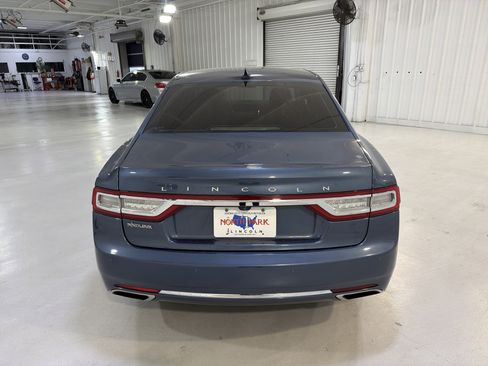 Used 2020 Lincoln Continental w/ Convenience Package image 4