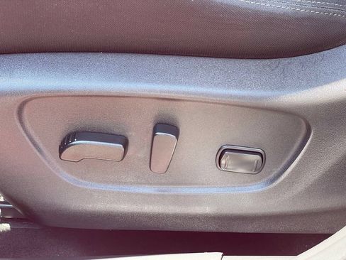 Certified 2022 Nissan Rogue Sport SV AWD/4WD image 15