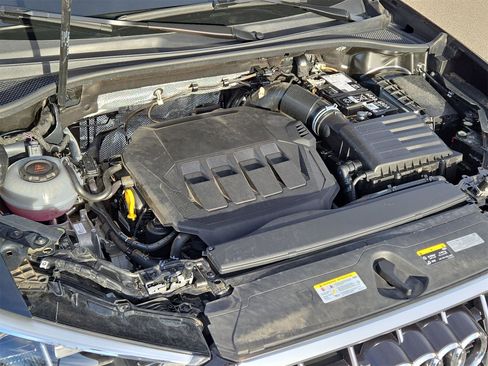 Used 2025 Audi Q3 2.0T Premium w/ Convenience Package image 10