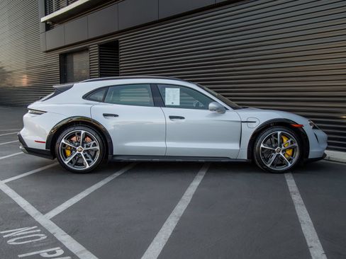Certified 2023 Porsche Taycan Turbo S AWD/4WD image 8