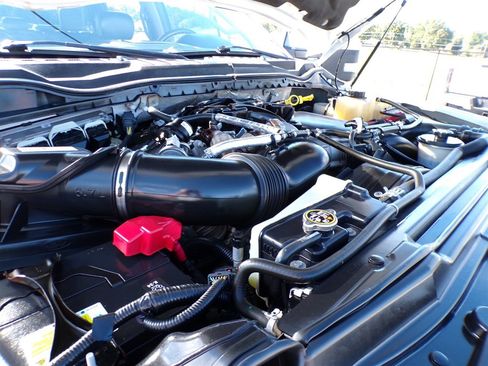 Used 2019 Ford F250 Lariat w/ Lariat Value Package image 20