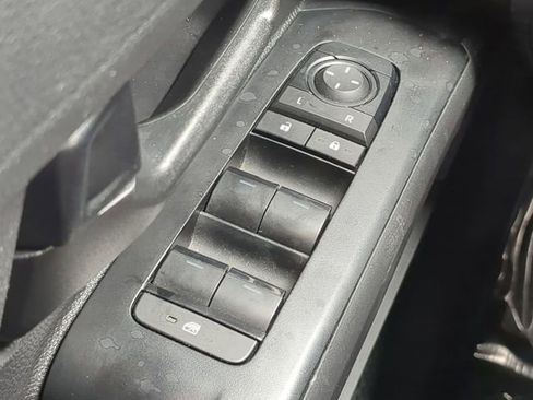 Used 2025 Toyota Tacoma SR image 25