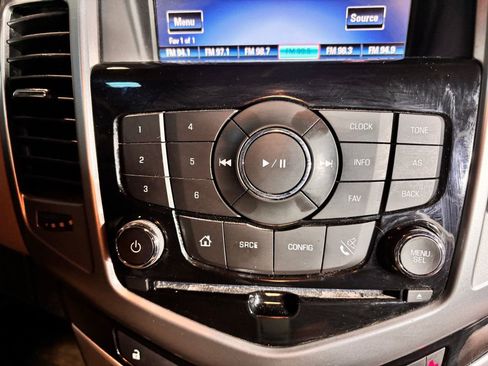 Used 2014 Chevrolet Cruze LT w/ Technology Package FWD image 13
