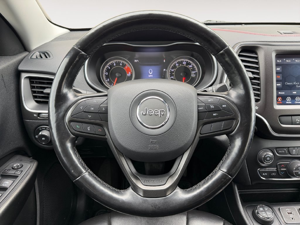 Used 2020 Jeep Cherokee Trailhawk w/ Cold Weather Group AWD/4WD image 23