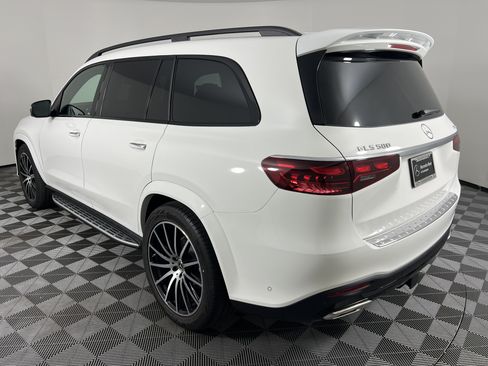 New 2026 Mercedes-Benz GLS 580 4MATIC image 10