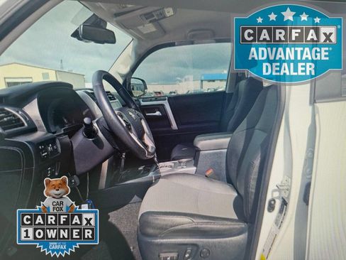 Used 2024 Toyota 4Runner SR5 Premium RWD image 3