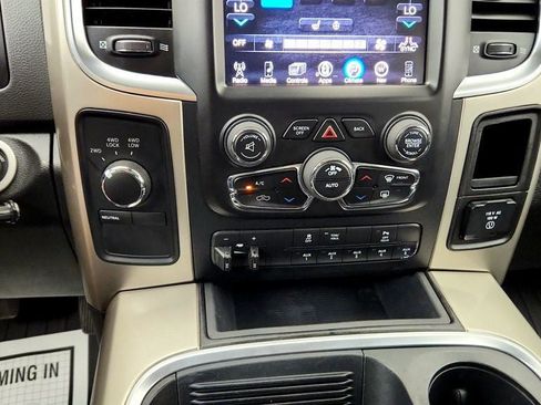 Used 2016 RAM 2500 Big Horn w/ Black Appearance Group AWD/4WD image 17