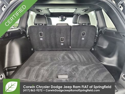 Used 2024 Jeep Grand Cherokee Limited w/ Luxury Tech Group II AWD/4WD image 31