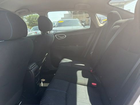 Used 2019 Nissan Sentra SR FWD image 14