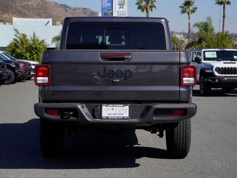 New 2026 Jeep Gladiator Sport AWD/4WD image 5