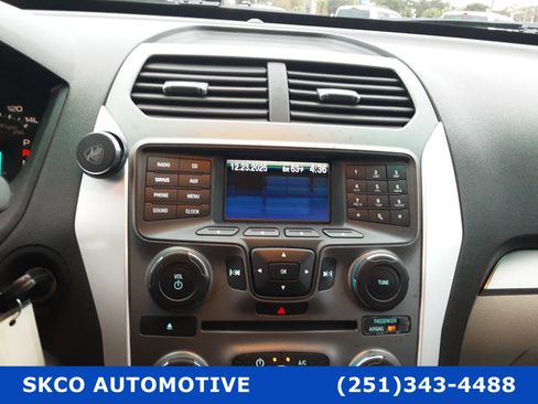 Used 2014 Ford Explorer 4WD image 17