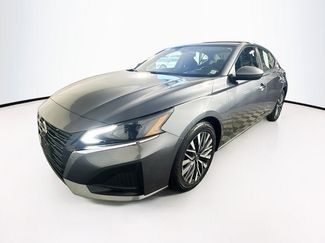 Certified 2023 Nissan Altima 2.5 SV video 1