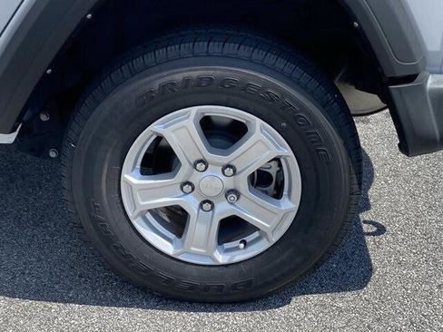 Certified 2022 Jeep Wrangler Unlimited Sport image 34