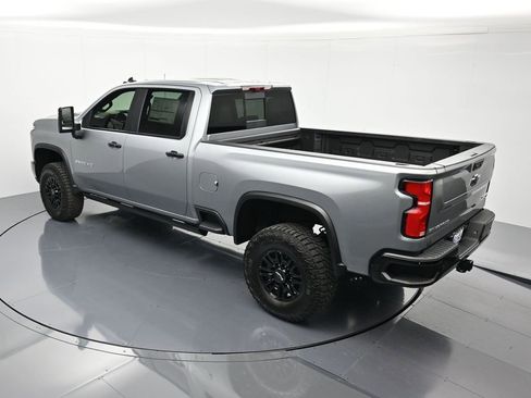 New 2026 Chevrolet Silverado 2500 ZR2 AWD/4WD image 39