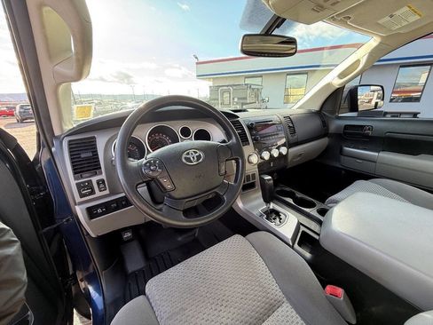 Used 2012 Toyota Tundra 4x4 CrewMax image 15