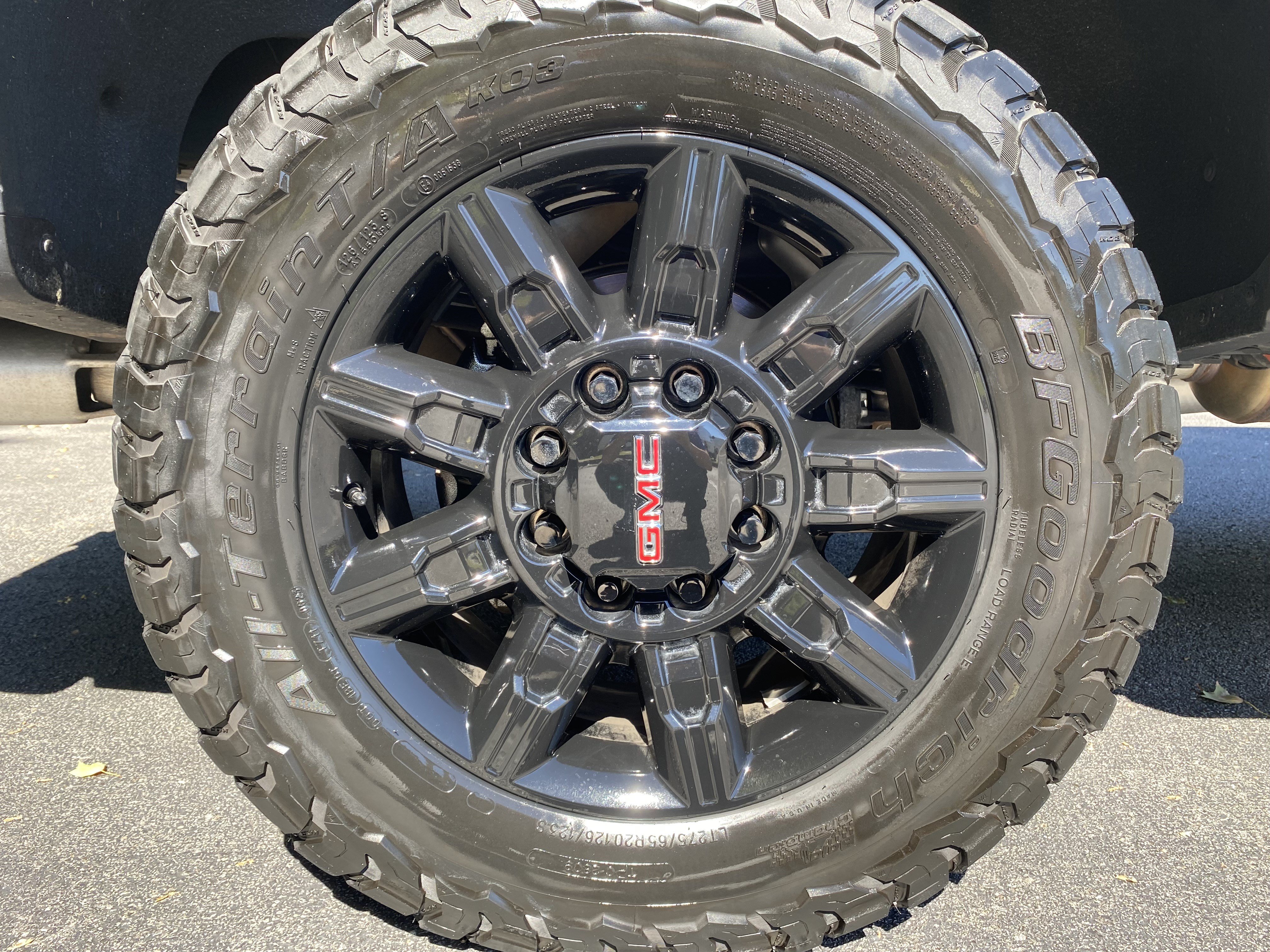 Used 2024 GMC Sierra 2500 AT4 w/ AT4 Premium Plus Package AWD/4WD image 47