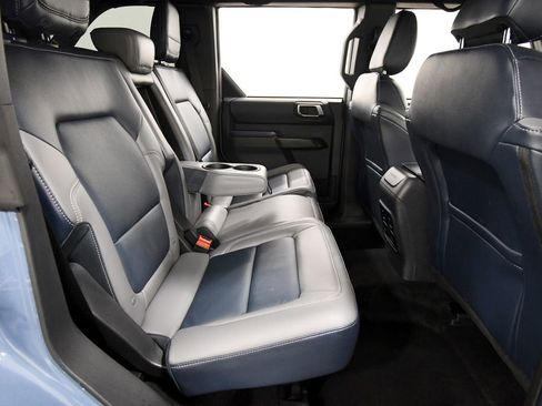 Used 2024 Ford Bronco Outer Banks AWD/4WD image 17