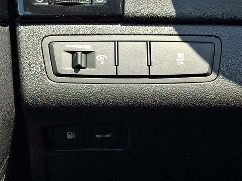 Used 2011 Hyundai Sonata Limited w/ Navigation Pkg 5 FWD image 24