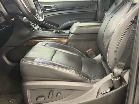Used 2018 Chevrolet Tahoe LT image 13
