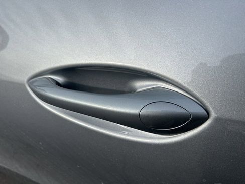 Used 2024 Chevrolet Trax RS w/ Driver Confidence Package image 14