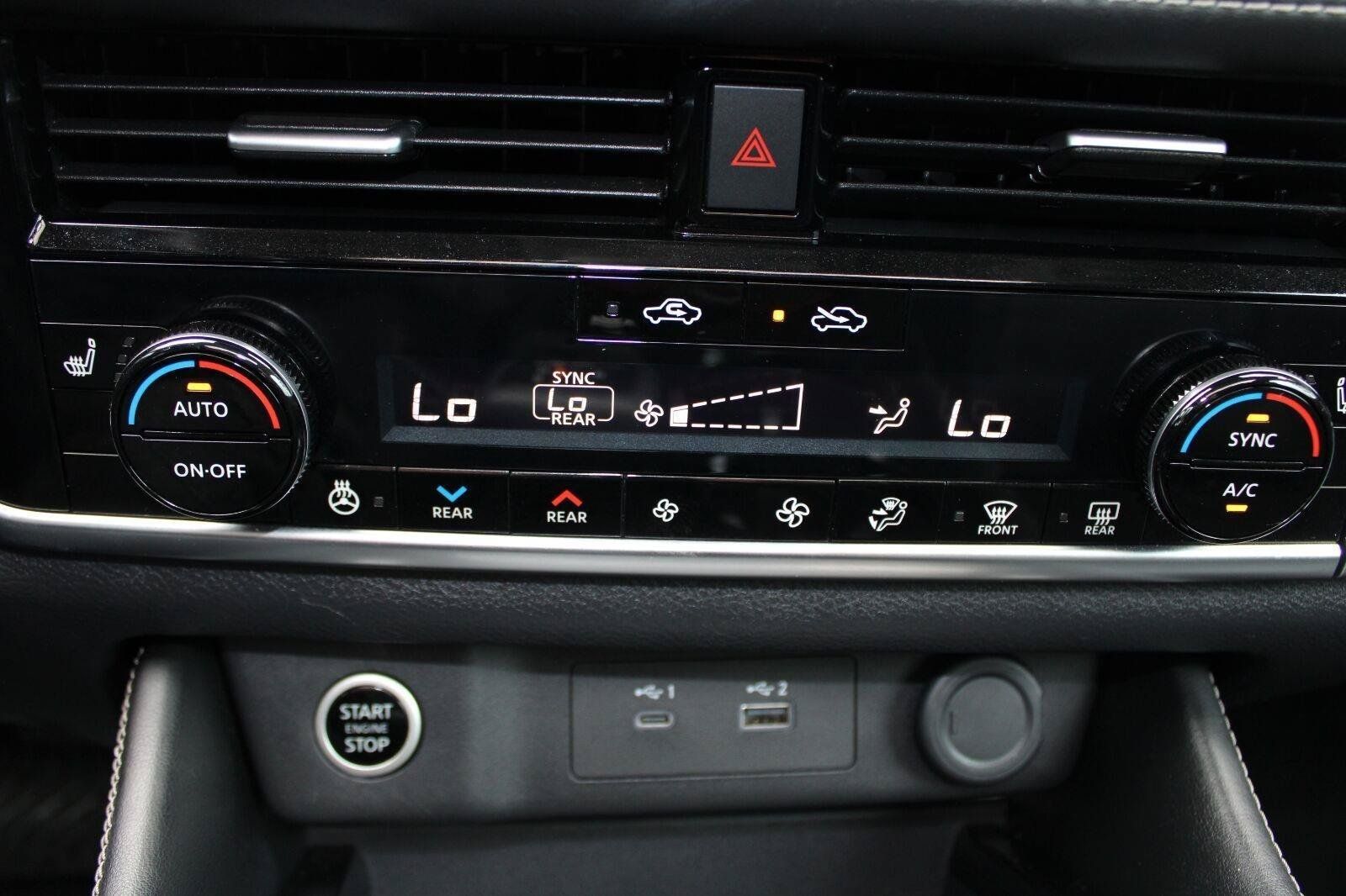 Used 2023 Nissan Rogue SL w/ SL Premium Package FWD image 23