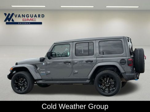 Used 2023 Jeep Wrangler Unlimited Sahara w/ Cold Weather Group AWD/4WD image 4