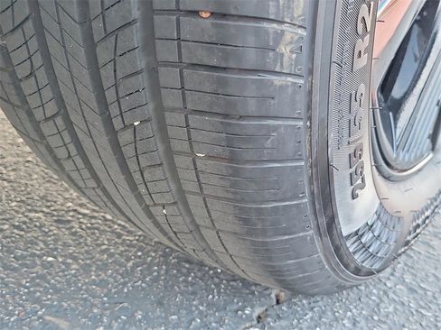 Used 2025 Nissan Murano SV image 24