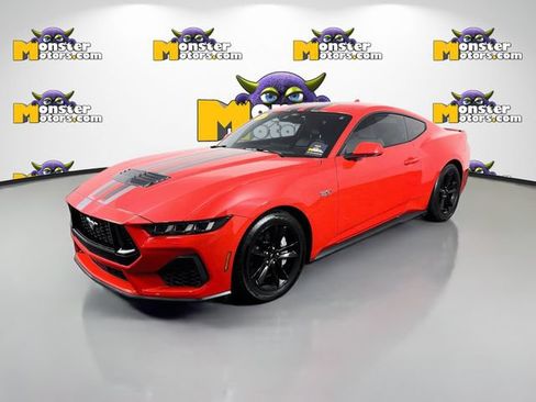 Used 2024 Ford Mustang GT RWD image 1