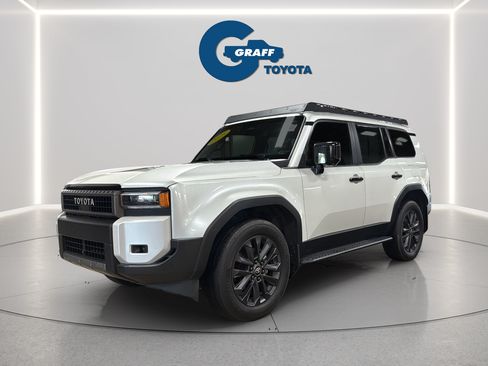 Used 2025 Toyota Land Cruiser w/ Premium Package AWD/4WD image 2